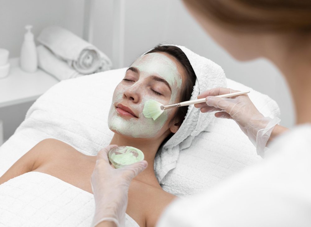 tratamiento-facial-mascarilla-alaire-clinica-malaga-detalle