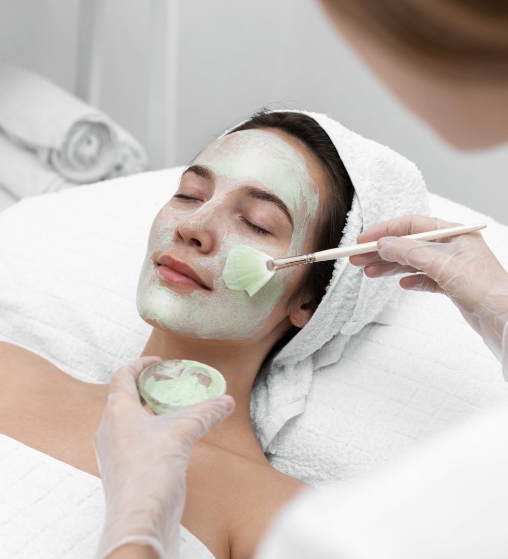 tratamiento-facial-mascarilla-alaire-clinica-malaga-detalle
