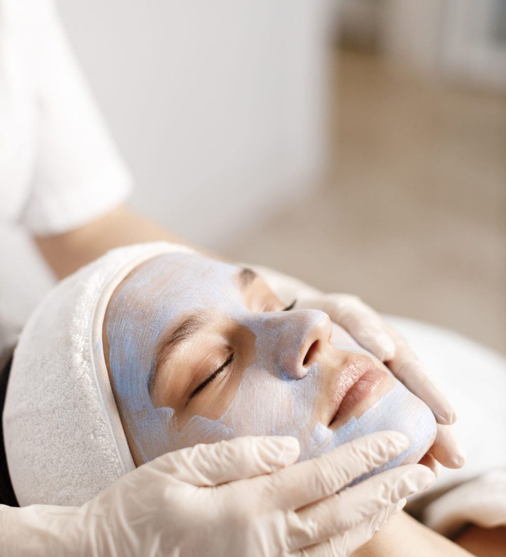 cosmetology-doctor-patien